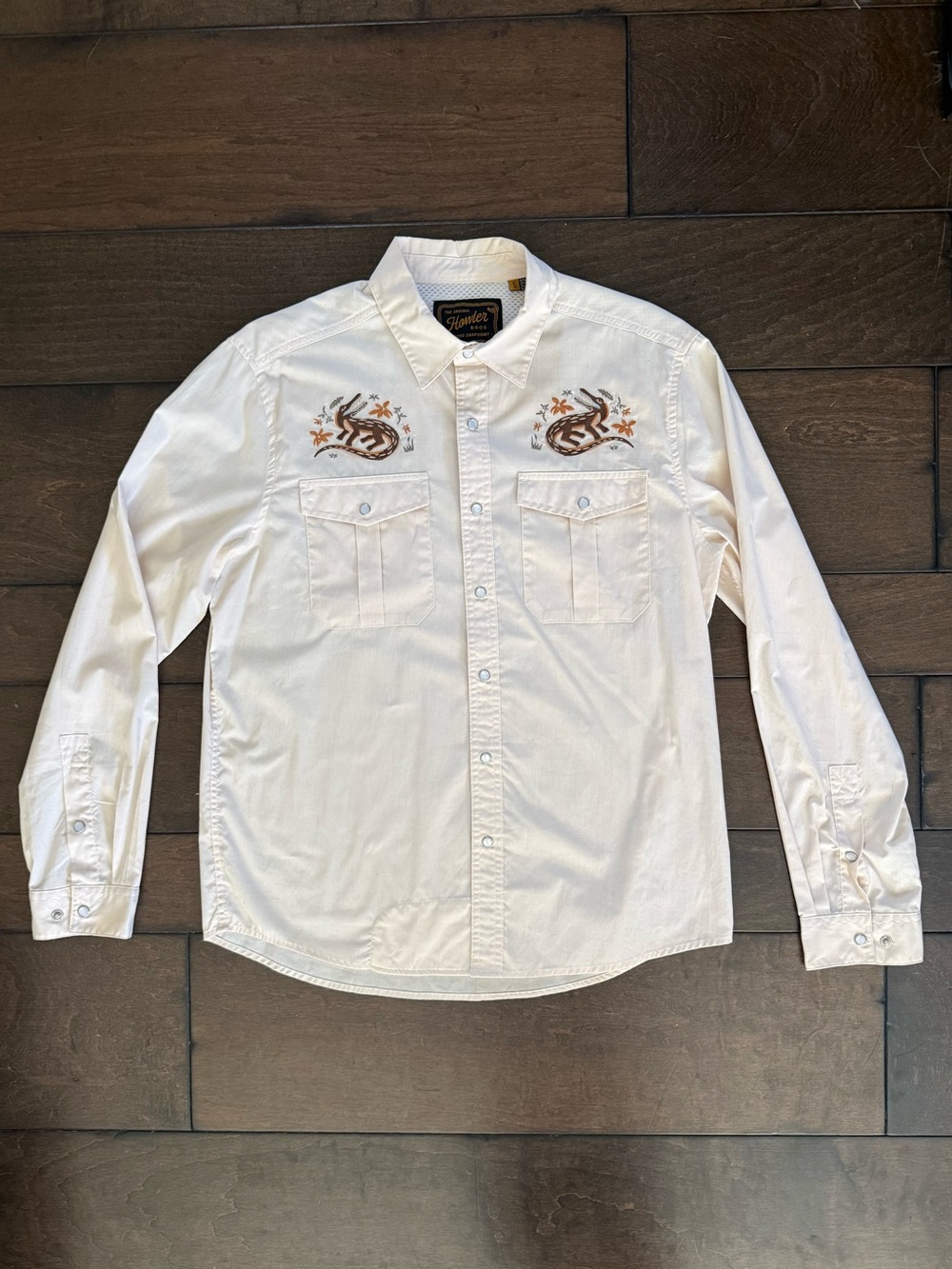 Howler Bros Gaucho Snapshirt Lazy Gators